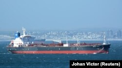 Лондон, а також Сполучені Штати та Ізраїль звинуватили Іран у причетності до нападу дрону на танкер, внаслідок якого загинули двоє людей