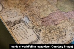 Мапа ВКЛ, набытая ініцыятывай MALDZIS. Фота Аліны Мазавец