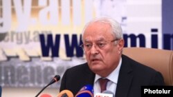 Министр энергетики и природных ресурсов Армении Ерванд Захарян (архив) 