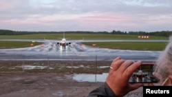 Ryanair авиакомпаниясынын Минск аба майданына кондурулган учагы. 23-май, 2021-жыл. 