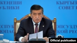 Сооронбай Жээнбеков.