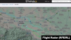 Маршрут літака з президенткою Єврокомісії на борту перед приземленням в аеропорту болгарського Пловдива. Можна бачити перебування лайнера в зоні очікування аеропорту (мапа із сервісу Flightradar)