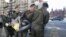 Полицейские задерживают активиста оппозиции, протестующего против закона о митингах. Москва, 5 июня 2012 года. 