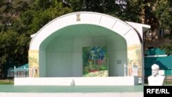 Открытая сцена сада «Эрмитаж». Здесь пройдет джазовый фестиваль