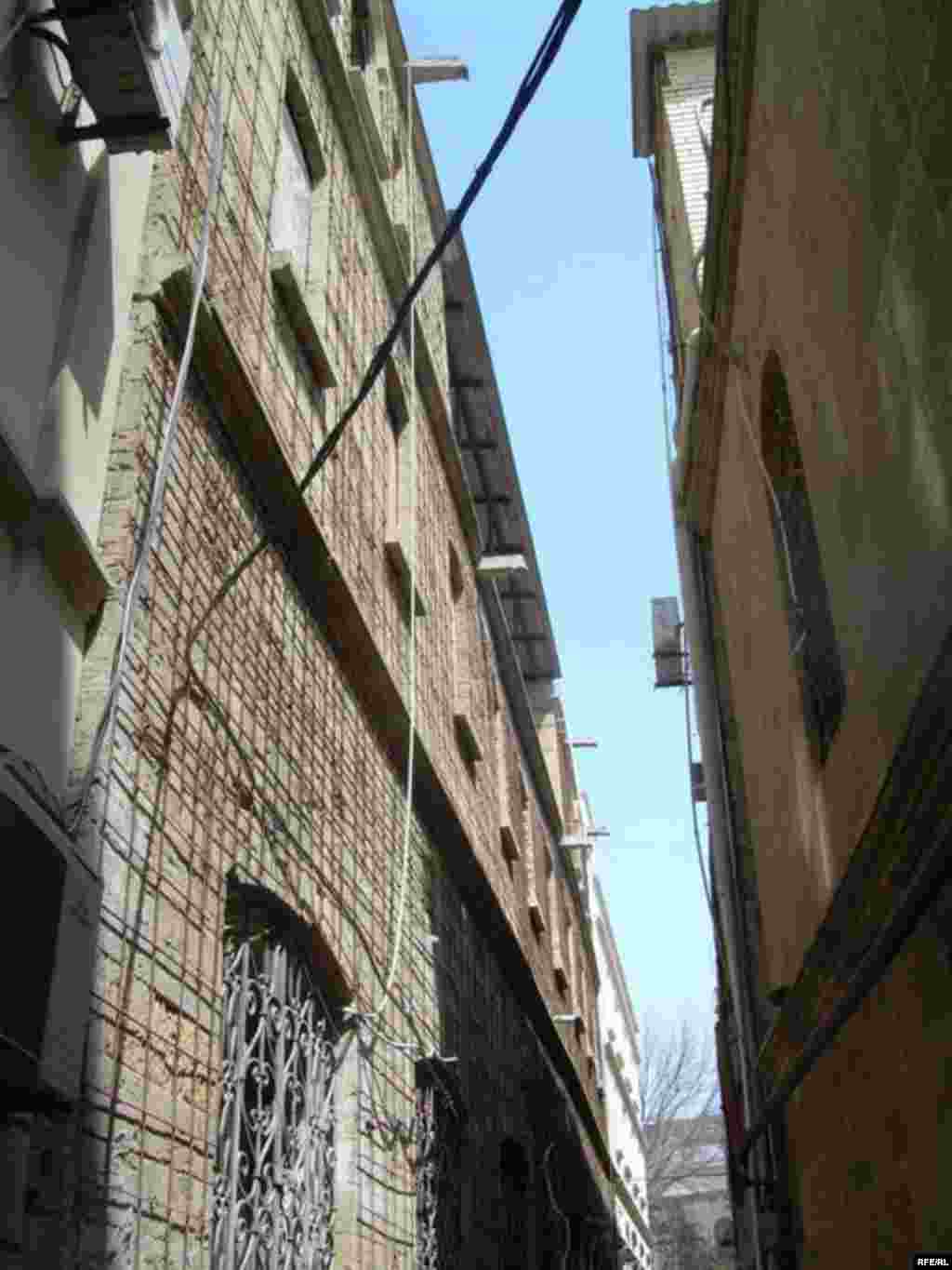 İçərişəhər içəri görünüşünü itirir  #16