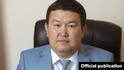 Акылбек Эшимов.