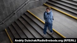 Найбільша кількість підтверджених випадків зареєстрована у Києві (87), Івано-Франківській (60), Одеській (59), Дніпропетровській (58) та Харківській (53) областях