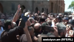 Armenia - Security forces clash with supporters of the Armenian Apostolic Church, June 27, 2025.