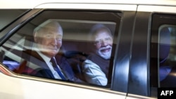 Rusiya prezidenti Vladimir Putin və Hindistanın baş naziri Narendra Modi Nyu-Dehlidəki iqamətgahda qeyri-rəsmi şam yeməyindən əvvəl