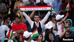 Эрбил шаарында референдумду жактаган жыйын. 15-сентябрь, 2017-жыл. 