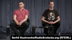 Олег Сенцов і Олександр Кольченко на пресконференції в Києві, 10 вересня 2019 року