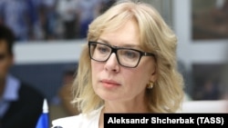 Людмила Денісова з 15 червня перебуває в Росії, але їй відмовляють у зустрічах з українськими в’язнями