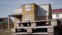 «Роботи вистачає»: історія кримськотатарської родини (відео)