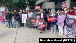 اشتراک کننده های گردهمایی در شهر تورنتو - کانادا. 