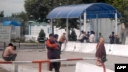 Кыргыз-өзбек чек арасындагы тосмо.