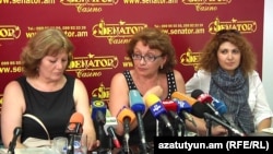 Աշխատանքից ազատված դասախոսներից 3-ը, արխիվ