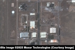 Нетенздеги завод Израилдин соккусунан кийин. 2025-жылдын 14-июну.