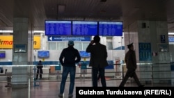 "Манас" аэропорту. Иллюстрациялык сүрөт.