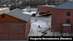 Навальный буга чейин жазасын өтөп жаткан Владимир облусундагы Кольчугино тергөө абагы