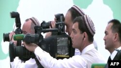 Сотрудники гостелевидения Туркменистана (иллюстративное фото) 