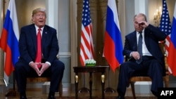 Фото від 16 липня 2018 року. Президент США Дональд Трамп і очільник Росії Володимир Путін на зустрічі у Гельсінкі, Фінляндія