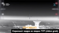 Ураження радіотелескопа РТ-70 під Євпаторією, скріншот кадру з відео ГУР
