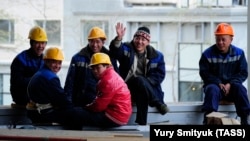 Курулуштагы мигранттар, Москва. Архив. 
