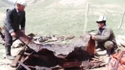 В Нарыне коптят бурдюки - полным ходом идет подготовка к сезону кумыса