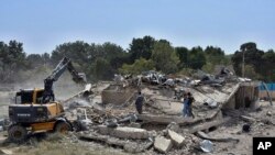 انفجار موتر بم در بلخ که مسوولیت آن را طالبان پذیرفتند