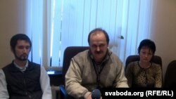 Праваабаронцы Аляксей Казьлюк, Ігар Сажын, Алена Танкачова.