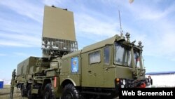 Радіолокаційна станція 96Л6Е (РЛС 96Л6Е) зі складу російських зенітно-ракетних комплексів (ЗРК) ППО С-300 «Фаворит» та С-400 «Тріумф», архівне фото