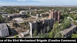 Зруйновані російськими обстрілами будинки Костянтинівці. Костянтинівка, Донецька область, вересень 2025 року