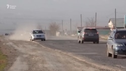 Роҳи нимавайронаи Данғараро кай таъмир мекунанд?