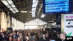 Францияда он миңдеген адамдар нааразылык акциясына чыгышты